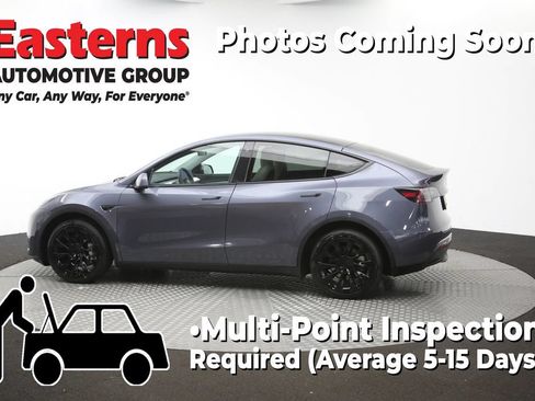 Used 2022 Tesla Model Y Long Range AWD/4WD image 57