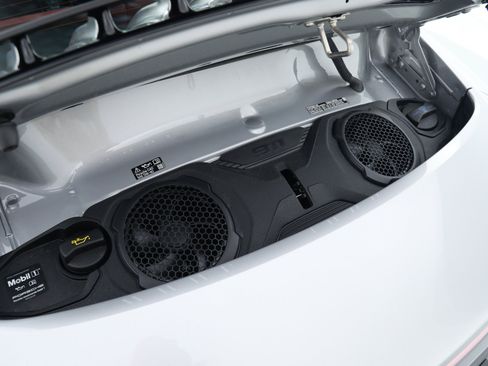 Used 2025 Porsche 911 Carrera 4 GTS image 34