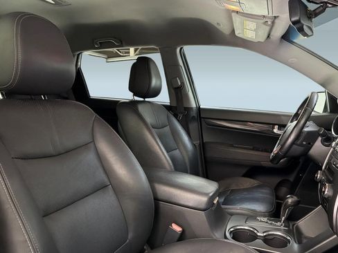 Used 2011 Kia Sorento EX w/ Premium Pkg FWD image 30