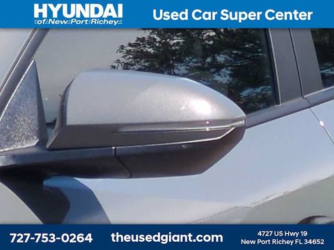 Certified 2022 Hyundai Santa Cruz SEL w/ Activity Package FWD image 11