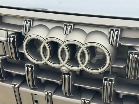 New 2026 Audi Q7 2.0T Premium image 7