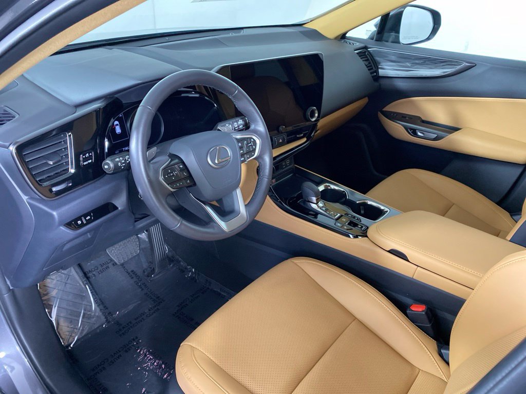 Certified 2025 Lexus NX 350 AWD w/ Accessory Package (2T) image 11