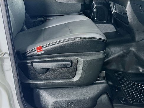 Used 2024 RAM 5500 Tradesman w/ Max Tow Package image 30