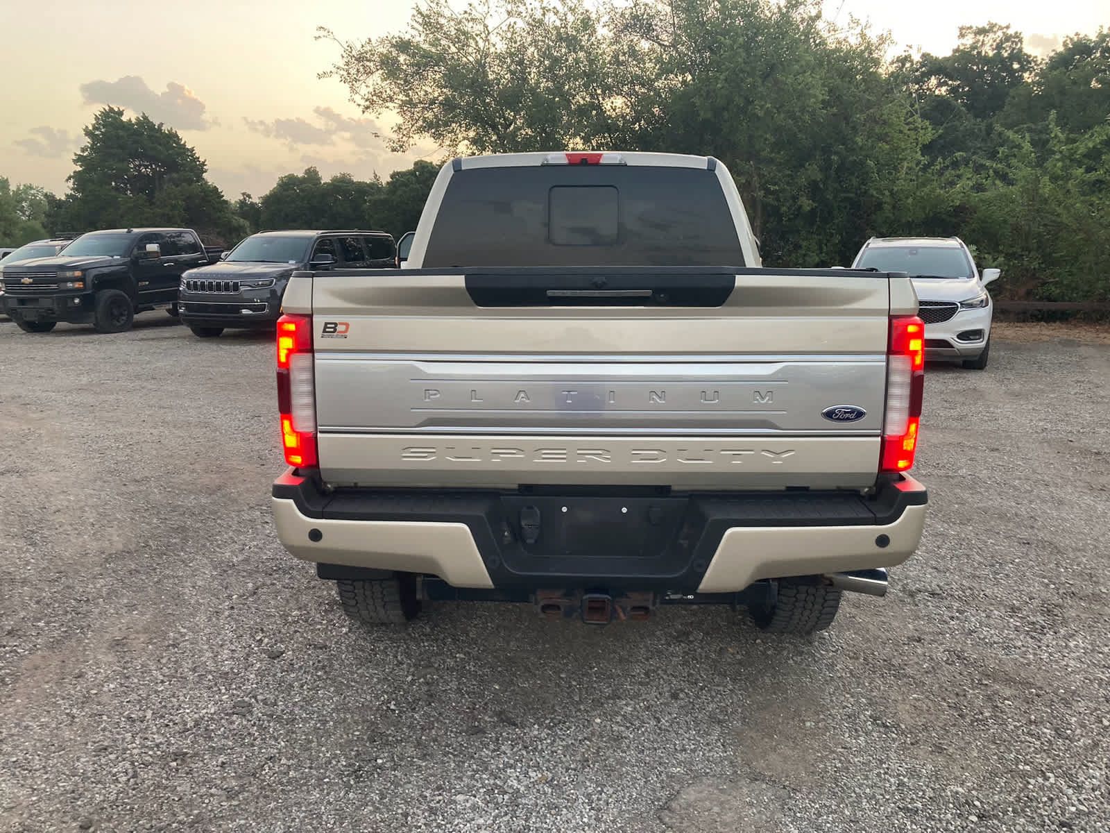 Used 2017 Ford F350 Platinum w/ Platinum Ultimate Package AWD/4WD image 7