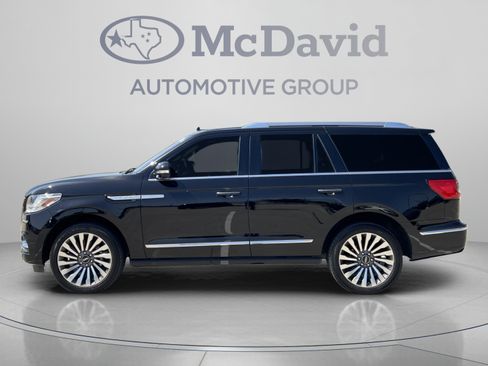 Used 2020 Lincoln Navigator Reserve w/ Luxury Package RWD image 4