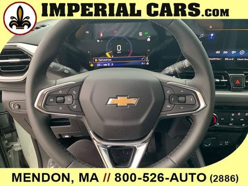 New 2026 Chevrolet TrailBlazer LT w/ LT Cold Weather Package AWD/4WD image 17