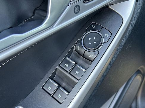 Used 2023 Ford Explorer Limited w/ Equipment Group 301A image 17