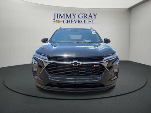 New 2026 Chevrolet Trax RS w/ Driver Confidence Package FWD image 8