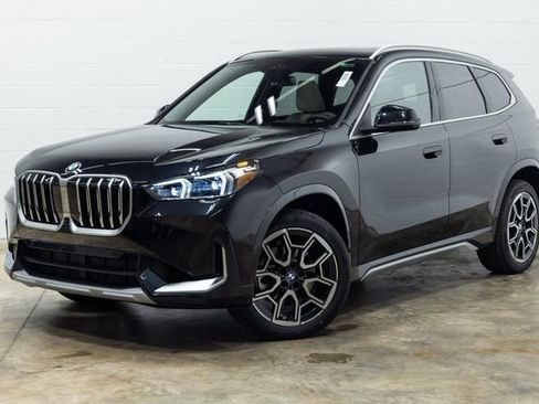 Used 2025 BMW X1 xDrive28i w/ Technology Package AWD/4WD image 8