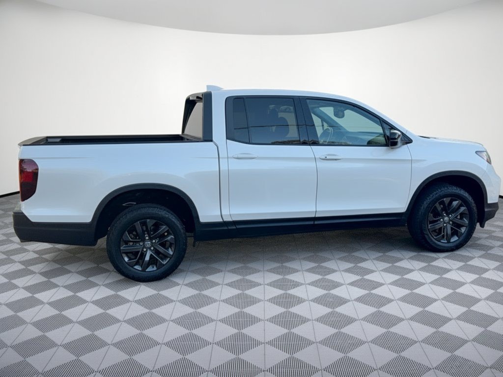 Used 2024 Honda Ridgeline Sport image 8