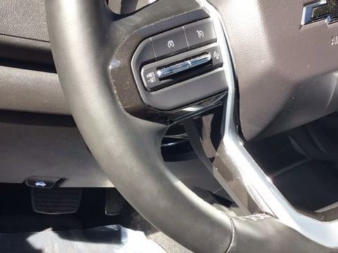 Used 2025 Chevrolet Colorado Trail Boss image 17