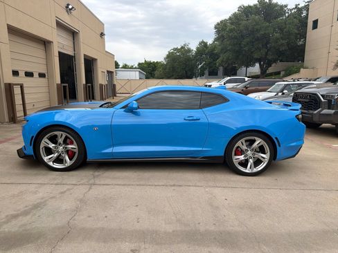 Used 2022 Chevrolet Camaro SS RWD image 8