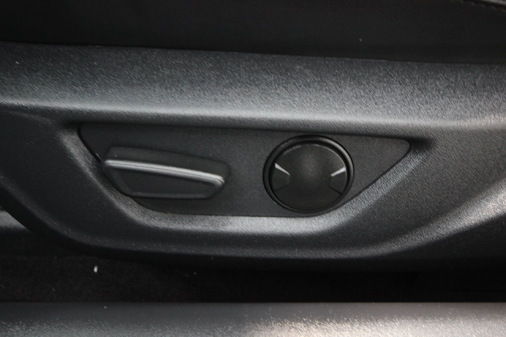 Used 2024 Ford Mustang Premium RWD image 23