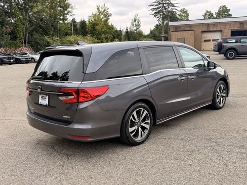 Used 2023 Honda Odyssey Touring image 6
