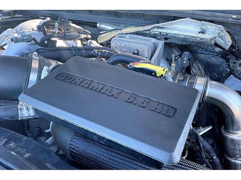 Used 2019 GMC Sierra 3500 Denali image 31