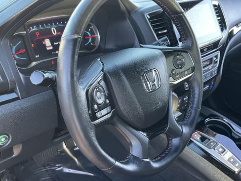 Used 2022 Honda Pilot Black Edition image 23