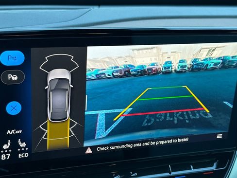 Used 2023 Volkswagen ID.4 Pro image 22