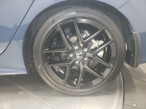Certified 2025 Honda Civic Sport image 18