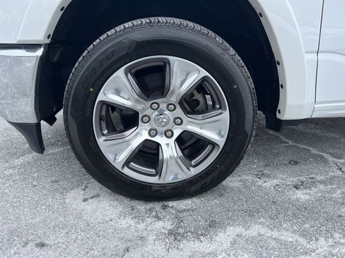 Used 2022 RAM 1500 Laramie image 12