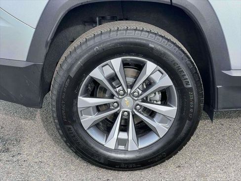 Used 2026 Chevrolet Equinox LT w/ Convenience Package II image 10