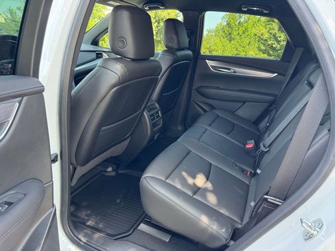 New 2025 Cadillac XT5 Luxury image 20