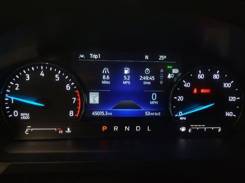 Used 2022 Ford Explorer XLT w/ Equipment Group 202A image 23