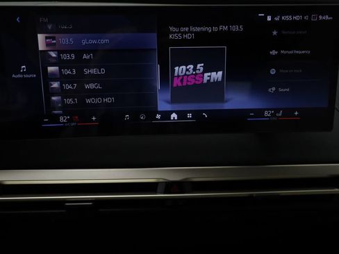 New 2026 BMW iX xDrive45 image 10