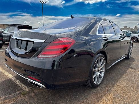 Used 2018 Mercedes-Benz S 560 Sedan image 4