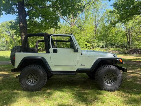 Used 2003 Jeep Wrangler SE AWD/4WD image 8