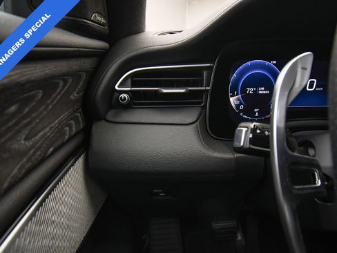 Used 2024 Maserati Grecale GT image 39