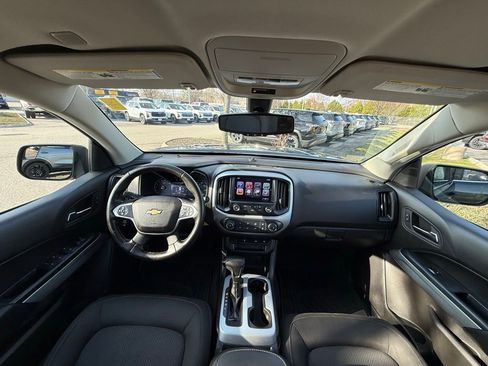 Used 2017 Chevrolet Colorado LT w/ LT Convenience Package image 29