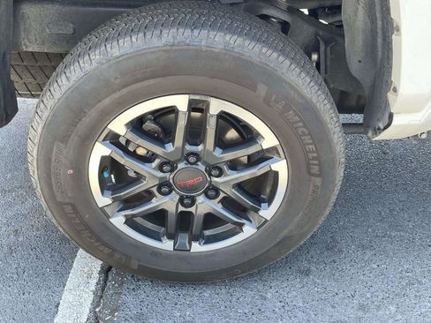 Used 2024 Toyota Tacoma TRD Sport RWD image 26