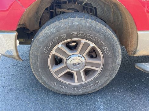 Used 2005 Ford F150 XLT image 11