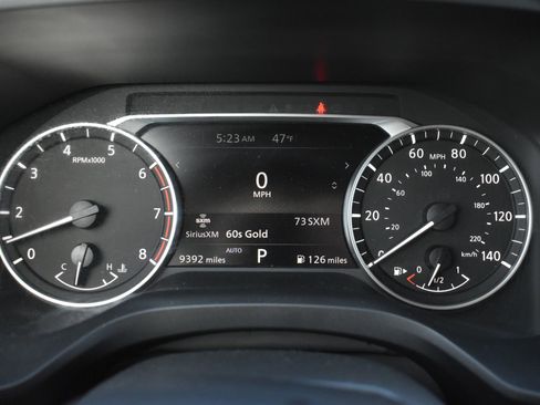 Used 2025 Nissan Rogue SV image 30