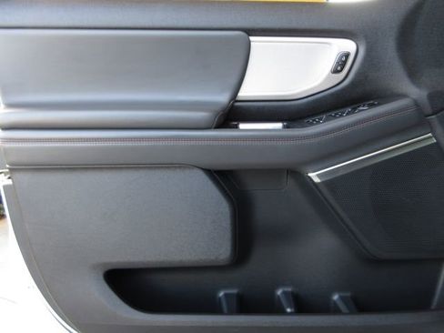 Certified 2025 Ford Expedition Active image 9