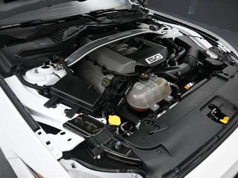 Used 2016 Ford Mustang GT Premium w/ Equipment Group 401A RWD image 44
