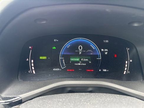 Used 2025 Toyota Camry SE FWD image 12