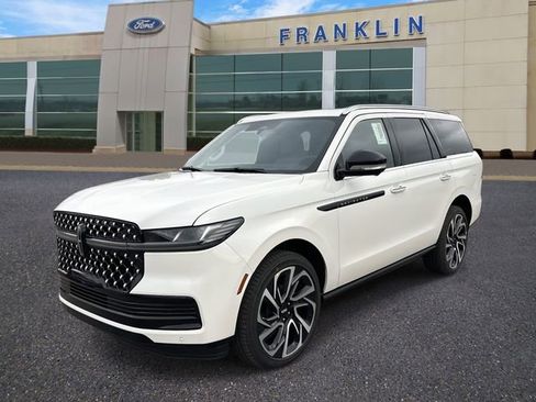 New 2026 Lincoln Navigator Black Label image 3