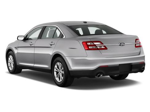 Used 2018 Ford Taurus SE FWD image 2