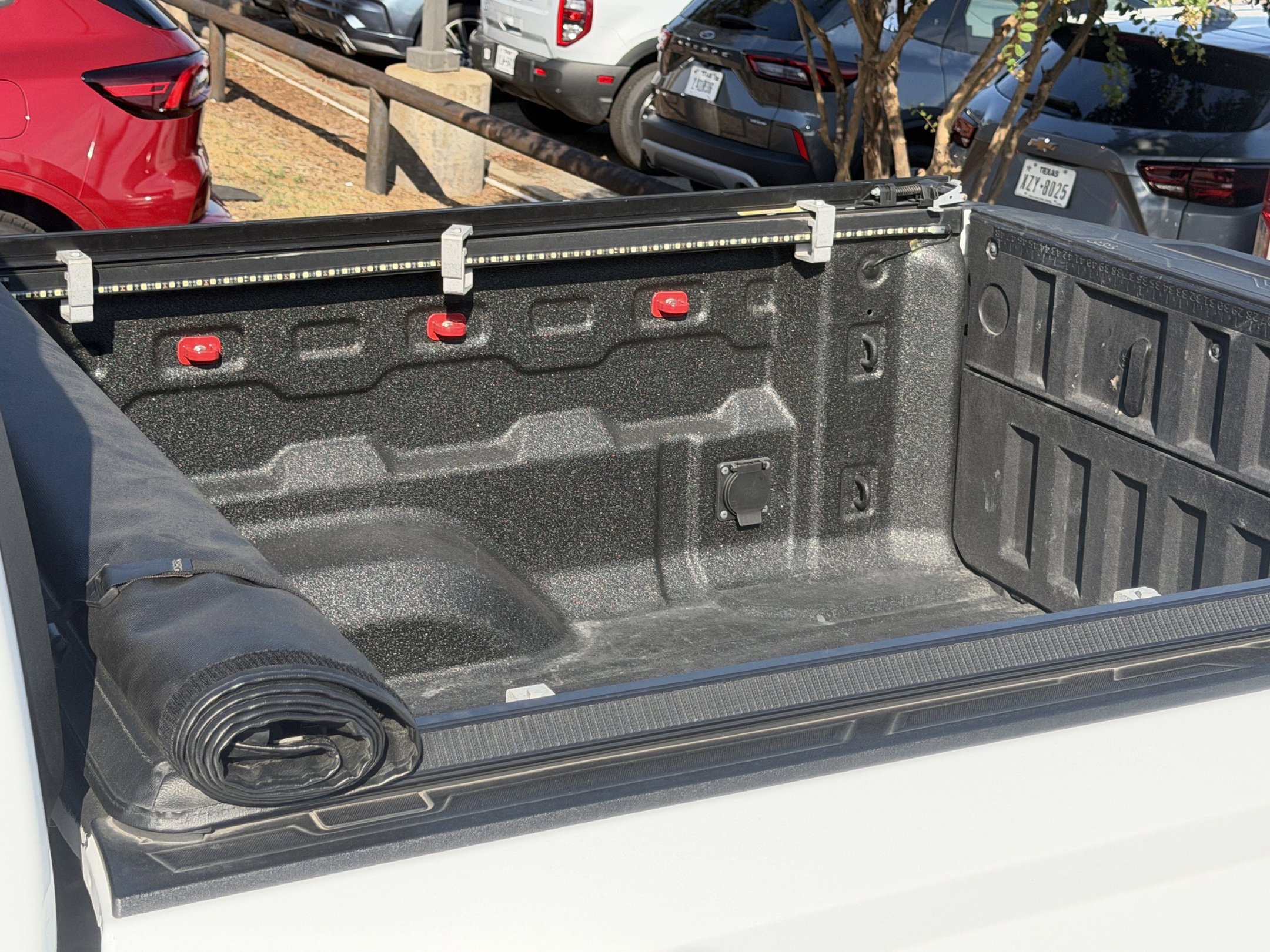 Used 2023 GMC Canyon AT4X AWD/4WD image 11