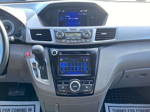 Used 2016 Honda Odyssey EX-L image 23