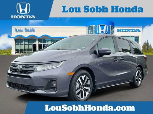 Certified 2026 Honda Odyssey EX-L image 1
