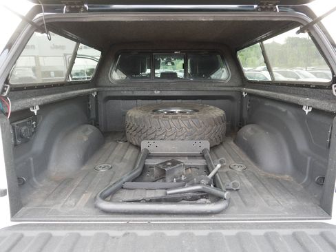 Used 2021 RAM 2500 Laramie w/ Night Edition AWD/4WD image 18