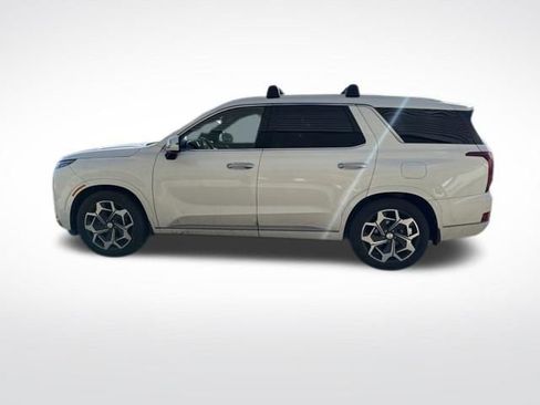 Used 2022 Hyundai Palisade Calligraphy w/ Winter Package image 11