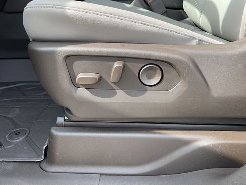 New 2026 Chevrolet Suburban Z71 w/ Z71 Off-Road Package image 13