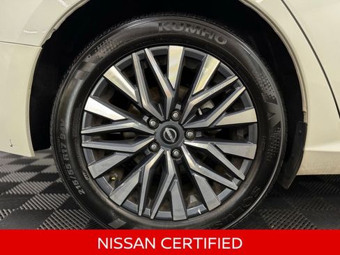 Certified 2025 Nissan Altima 2.5 SV FWD image 12