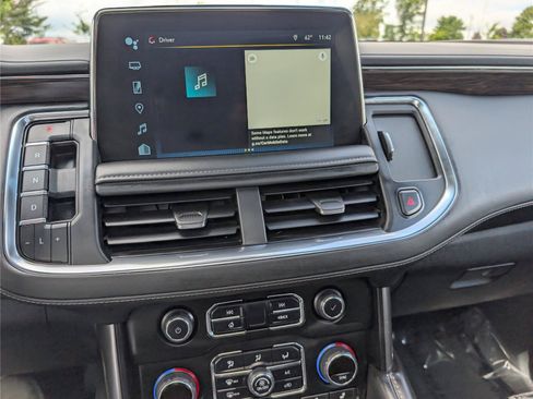 Used 2023 Chevrolet Tahoe Z71 w/ Luxury Package AWD/4WD image 30