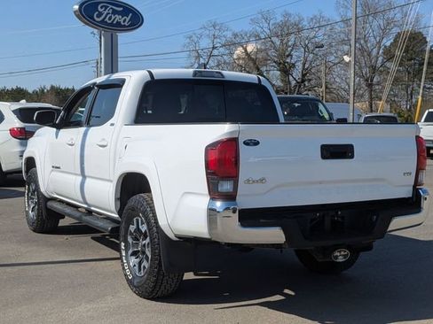 Used 2019 Toyota Tacoma SR5 image 5