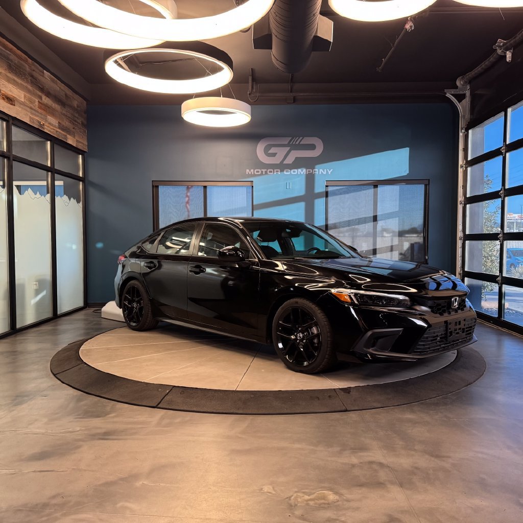 Used 2024 Honda Civic Sport image 1