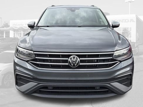 Used 2024 Volkswagen Tiguan SE AWD/4WD image 7